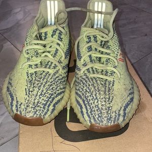 Yeezy Boost 350 V2 Yellow Zebra